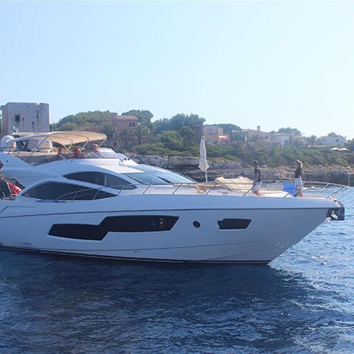 Yinwa yacht exterior 13