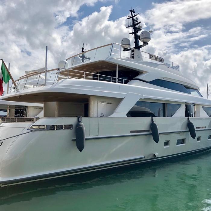 Christina yacht exterior 2