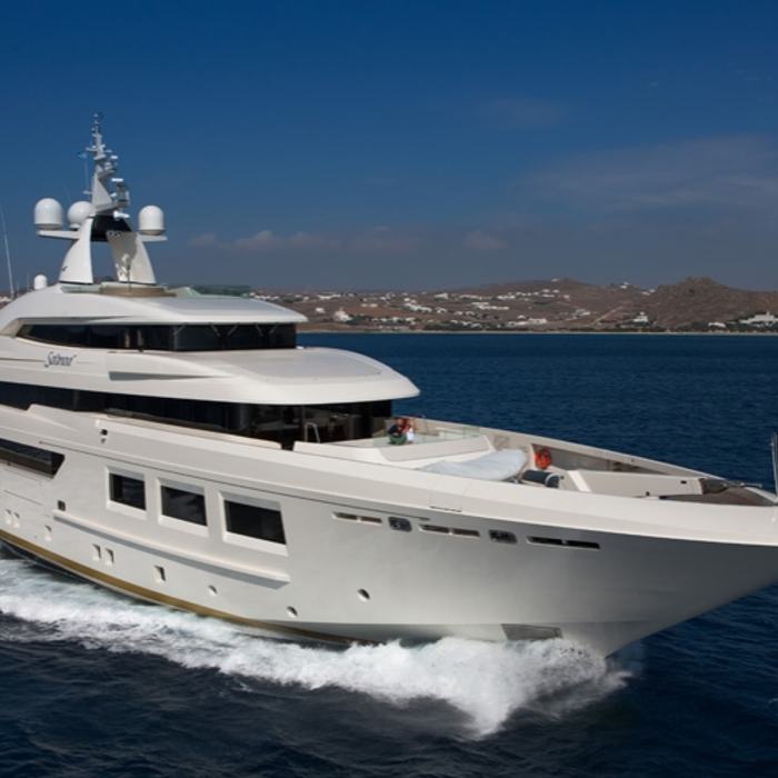 Saramour yacht exterior 2