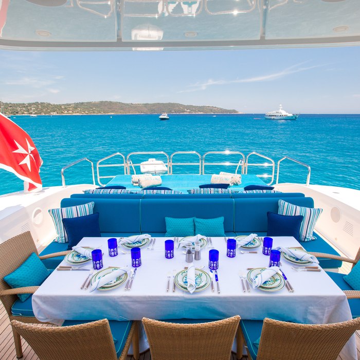 Kidi One yacht exterior 2