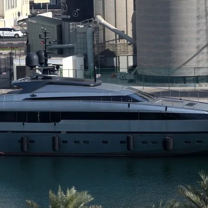 Alloya 40 yacht exterior 2