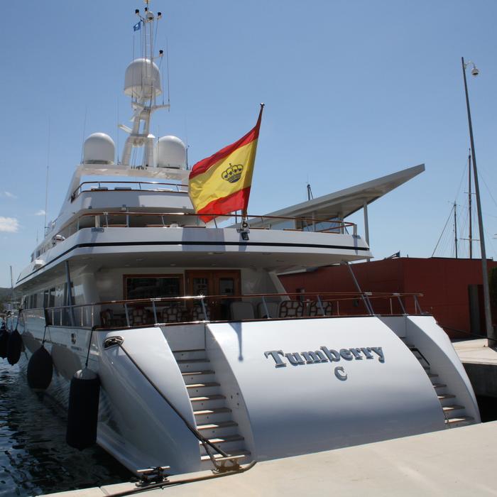 Tumberry C yacht exterior 2