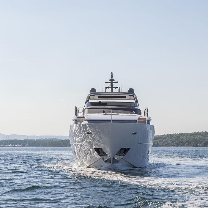 JICJ yacht exterior 2