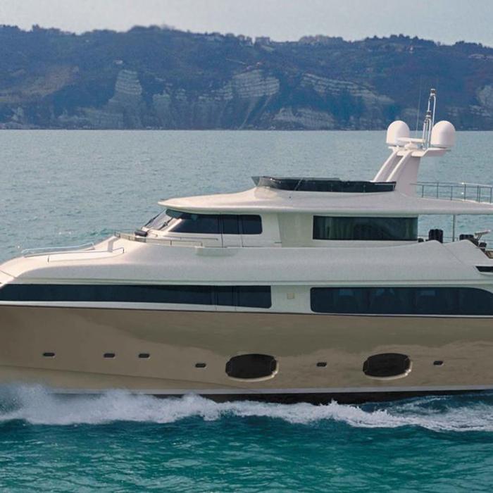Felix yacht exterior 15