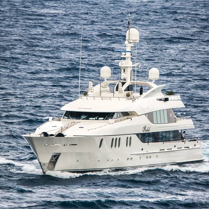 M Thirteen yacht exterior 2