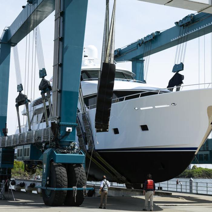 Vagabond yacht exterior 2