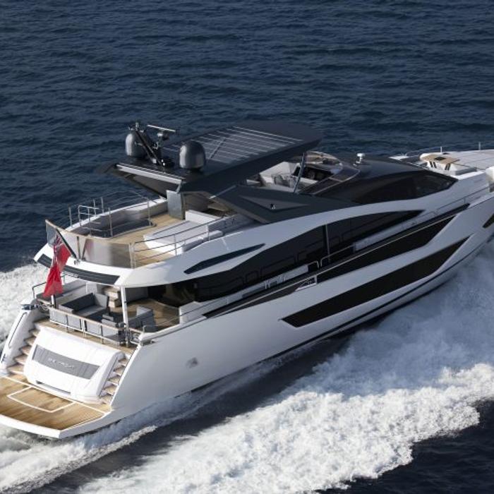 Miss Leeloo yacht exterior 2