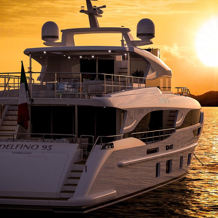 Ilaya II yacht exterior 5