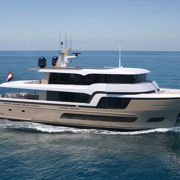 LL yacht exterior 2