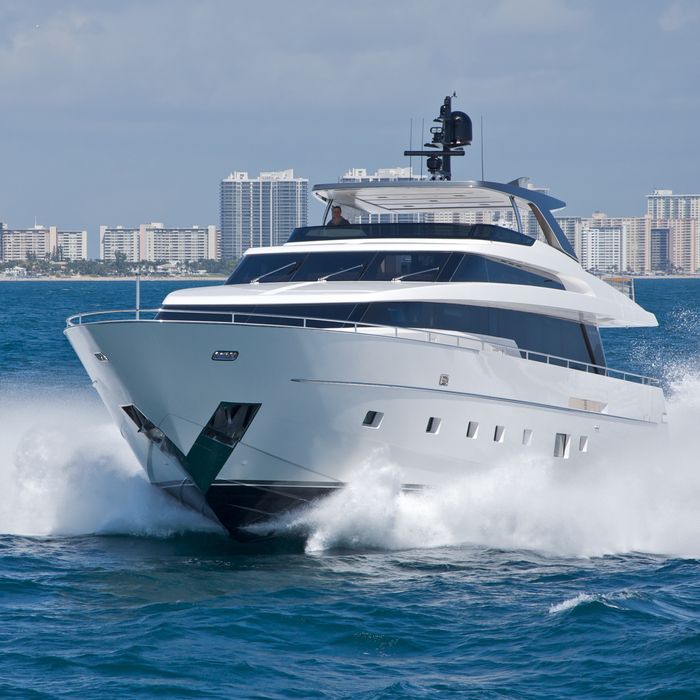 Lydia S yacht exterior 12