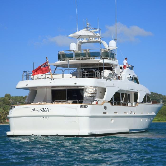 New Star yacht exterior 2