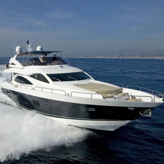 Major Affair yacht exterior 2