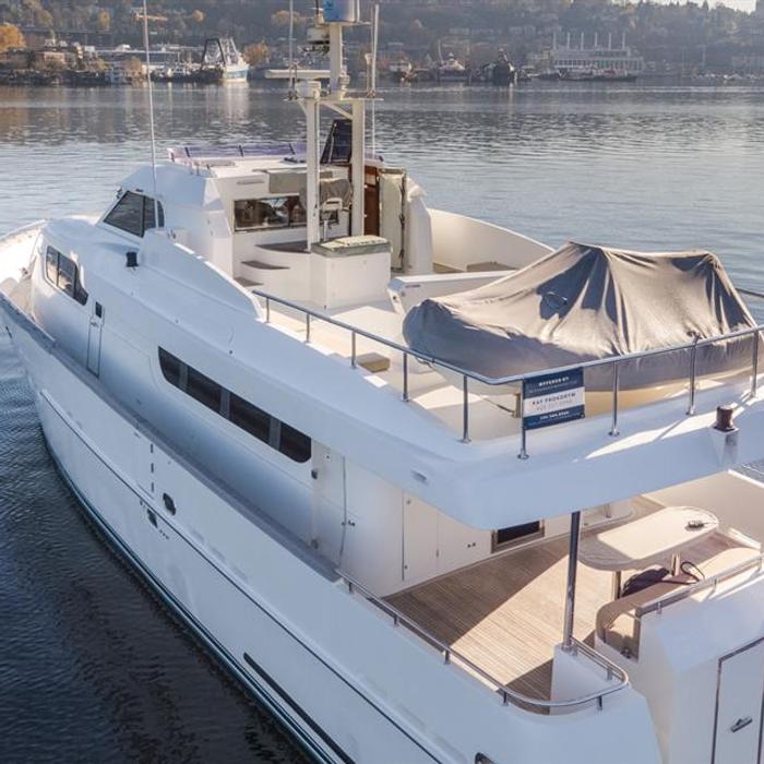 Lady Sapphire yacht exterior 2