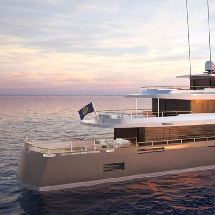 Amante yacht exterior 2