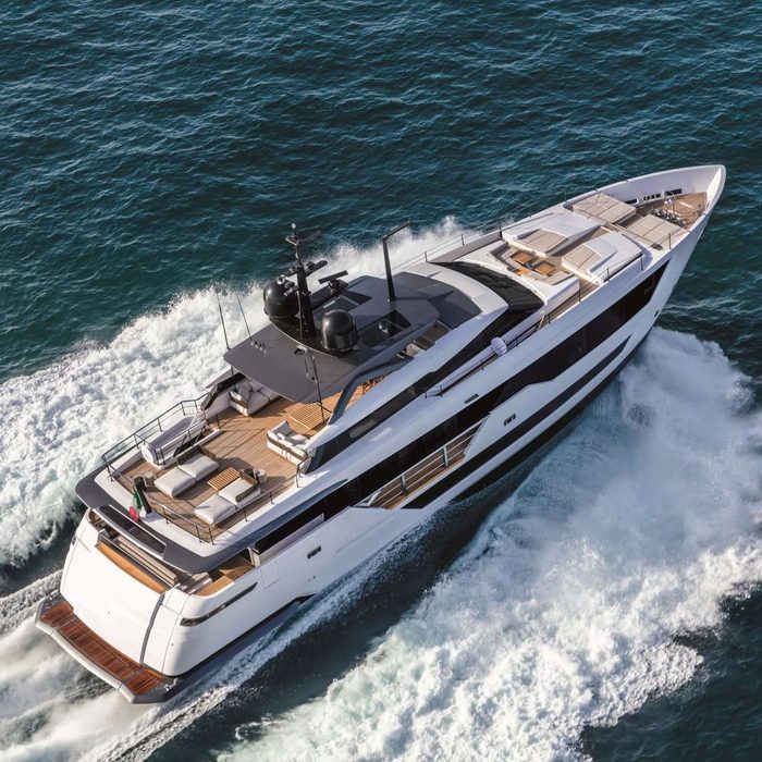 Rino yacht exterior 8