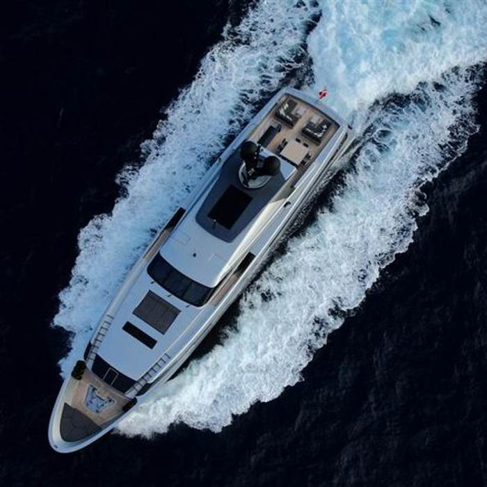 Naia yacht exterior 2
