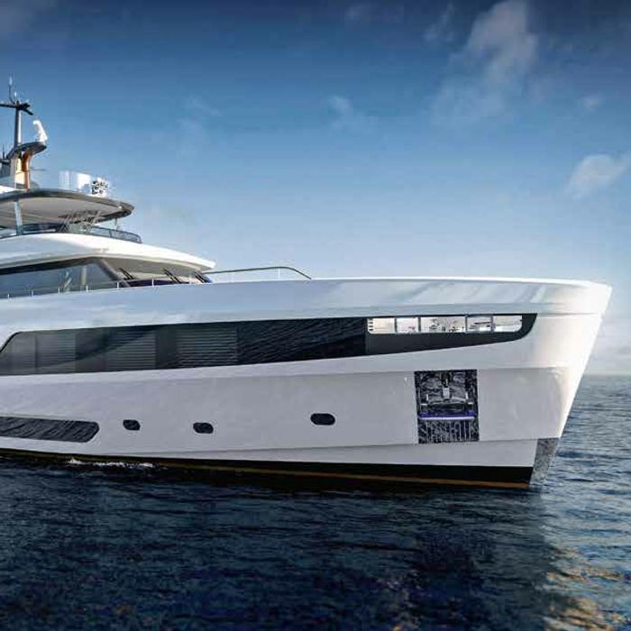 WTR yacht exterior 2