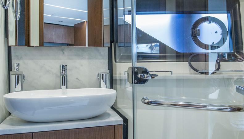 QUEEN B For Sale image29