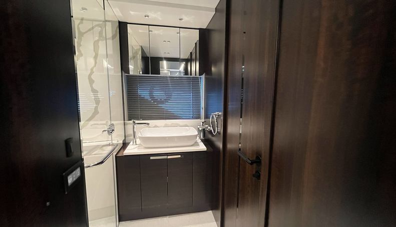 LIAM For Sale image32