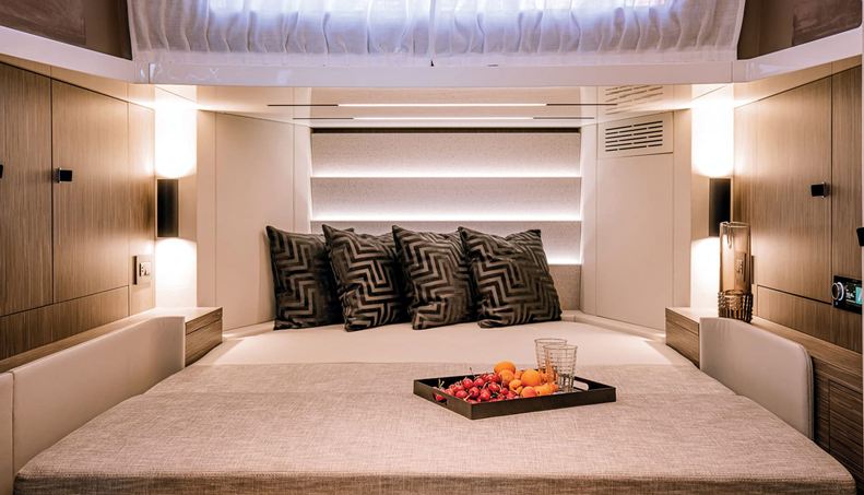 LOU PINEDOU For Sale image19