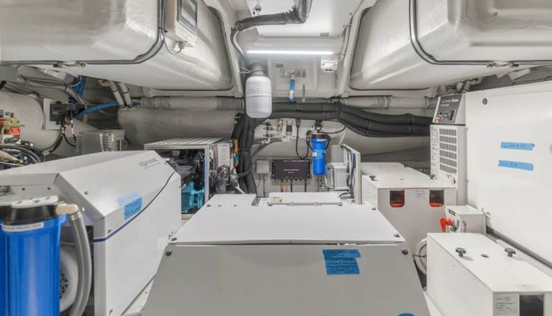 Commodore One For Sale image36