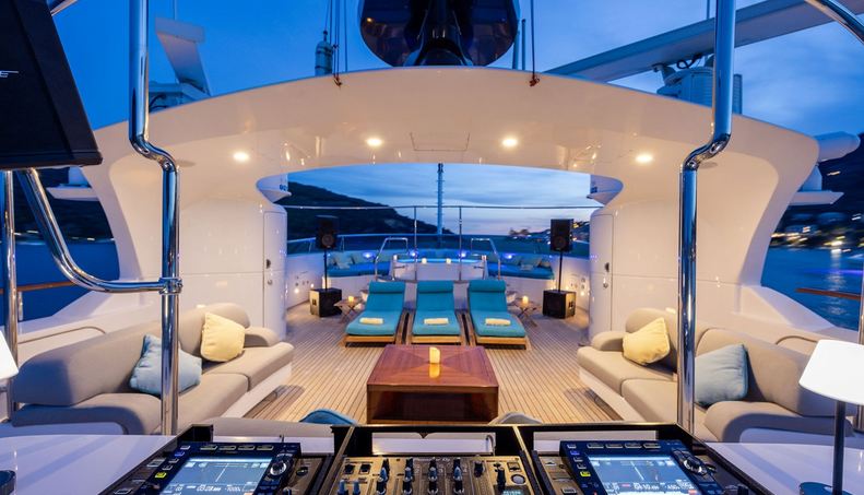 Holiday For Sale image35