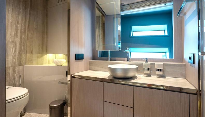 ARCADIA SHERPA 80 XL LA CREME For Sale image36