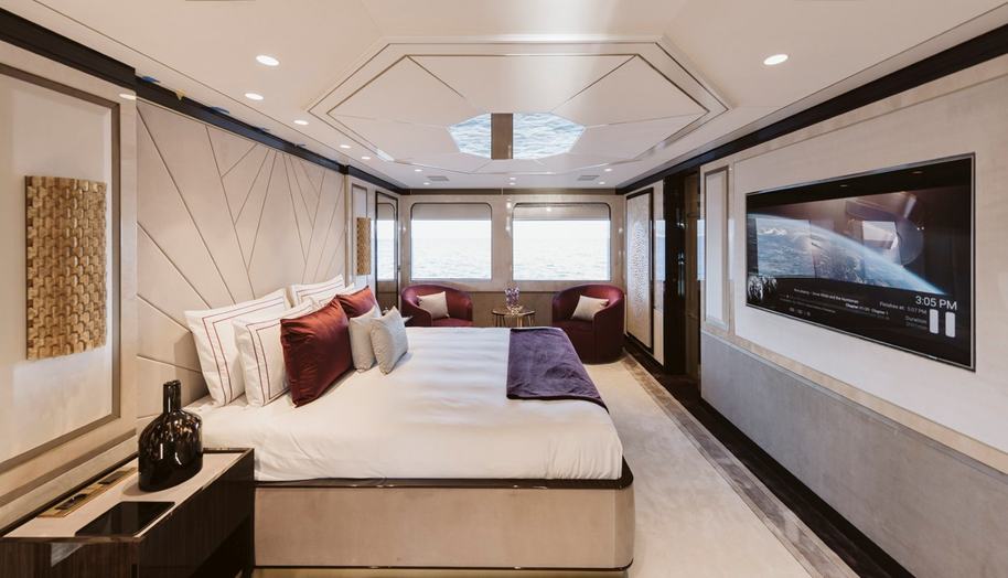 BOMBAY for sale 16
