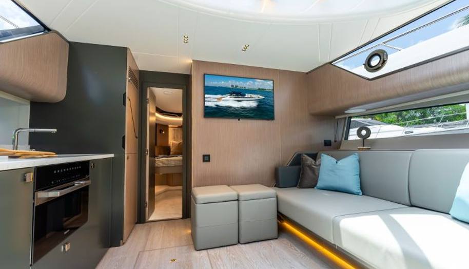 SUPERHAWK 55 for sale 31