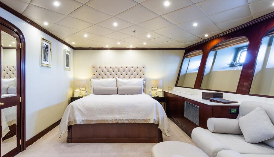 THE WELLESLEY for sale 56