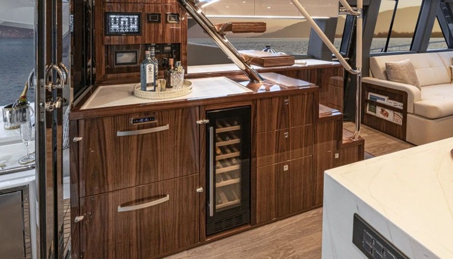 64 SPORTS MOTOR YACHT SERIES 2 for sale 26