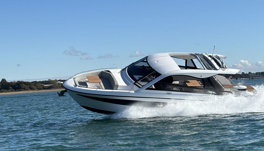 Bavaria Vida 33 Hard Top Layout 2-PALMA BOAT SHOW DISCOUNT SAVE:  22.000€ for sale 1