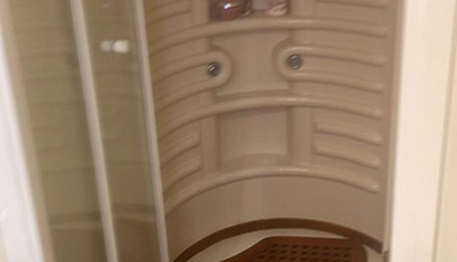 Azimut 80 for sale 21