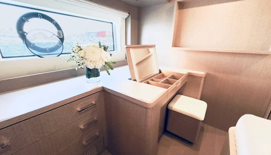 Sirena 58  for sale 26