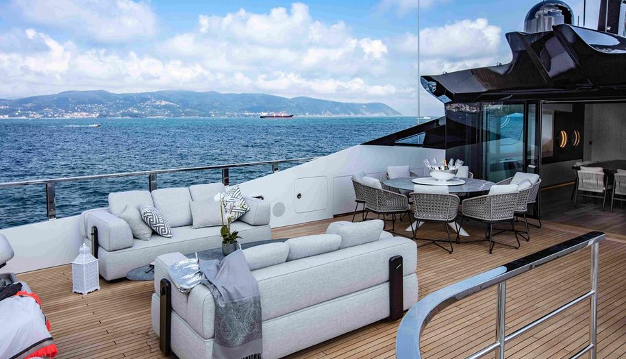 MANGUSTA GRANSPORT 45 for sale 26