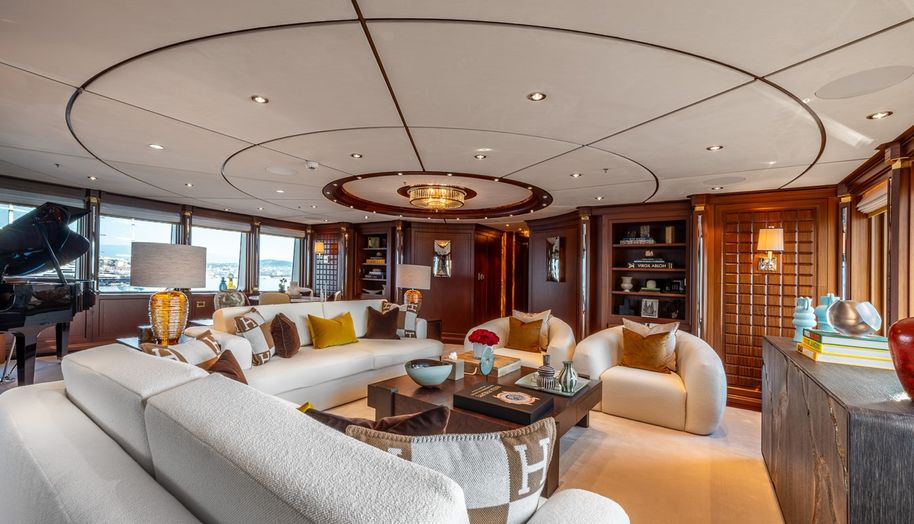 Lady Maxine for sale 26