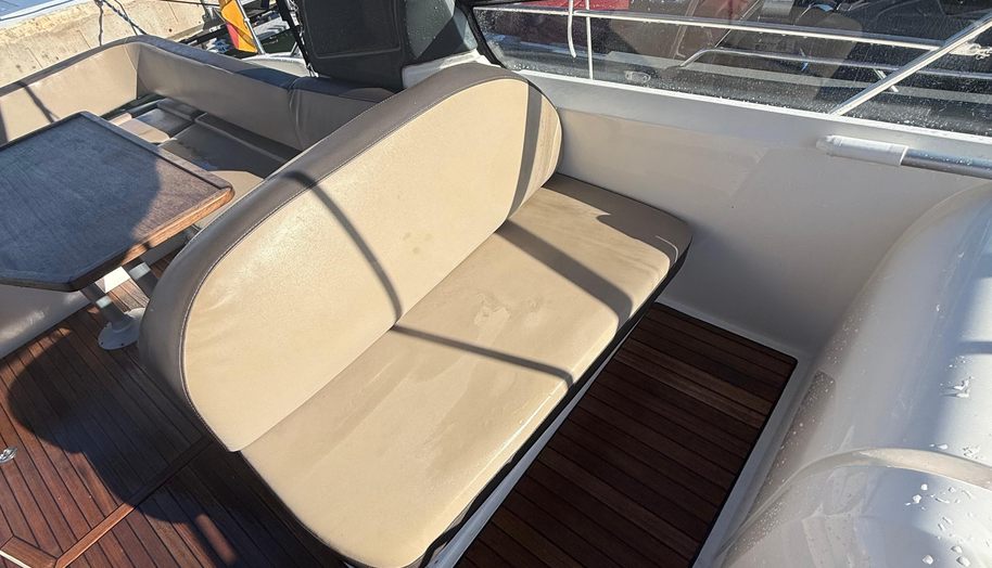 BAVARIA Sport 30 for sale 6