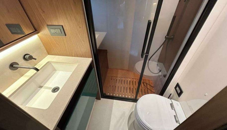 Azimut 72 Fly  for sale 31