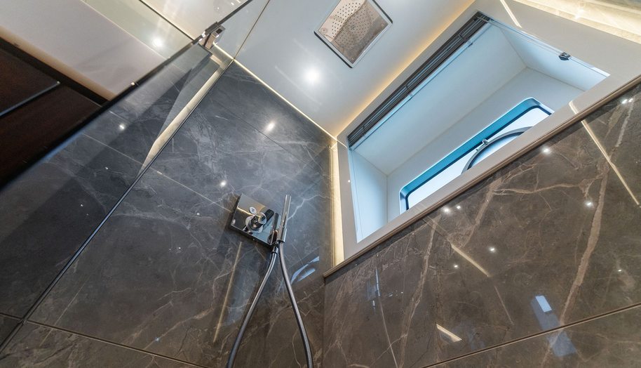 MAGIC MOMENT for sale 46