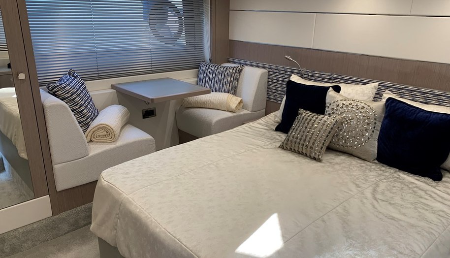 SUNSEEKER PREDATOR 50 for sale 31