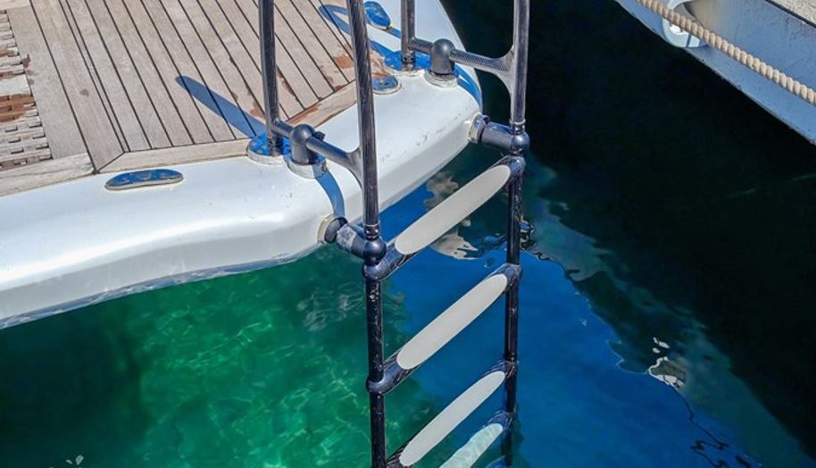 CALA DI LUNA for sale 31