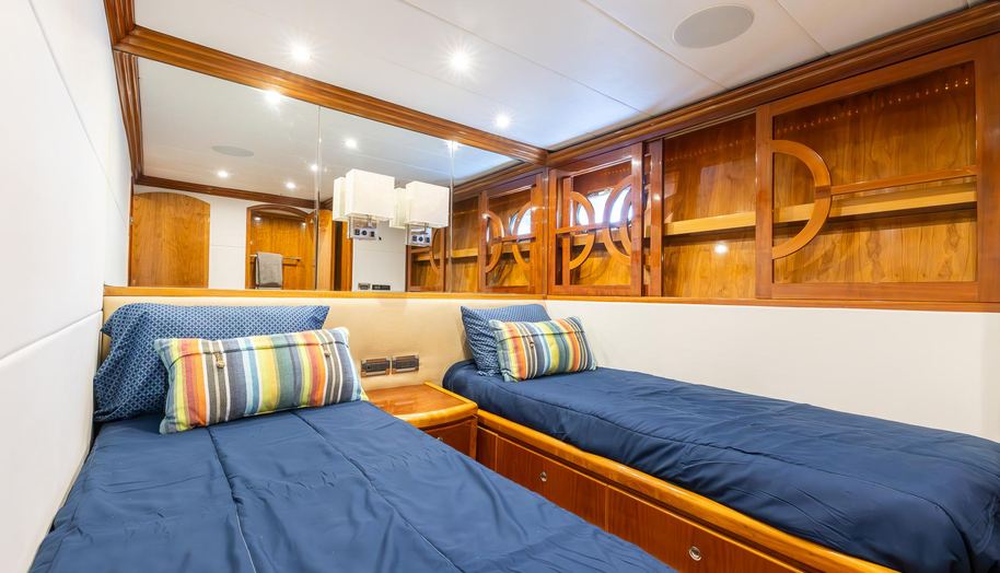 Ocean 1 for sale 76