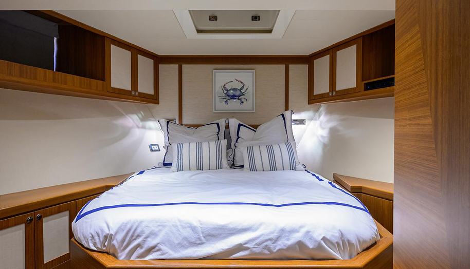 ST. TROPEZ for sale 46