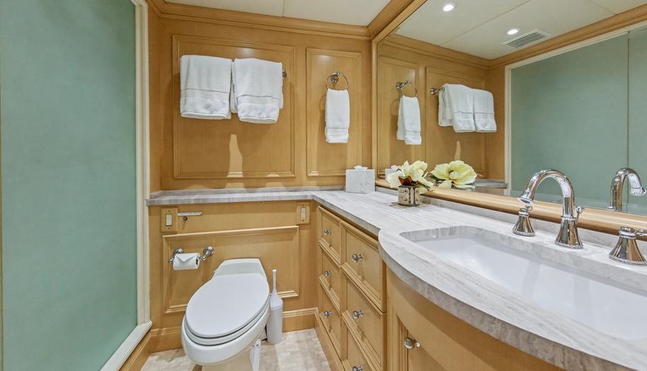 Savoir-faire for sale 31