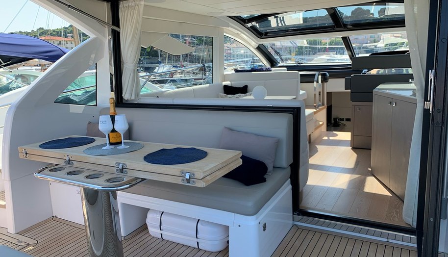 SUNSEEKER PREDATOR 50 for sale 11