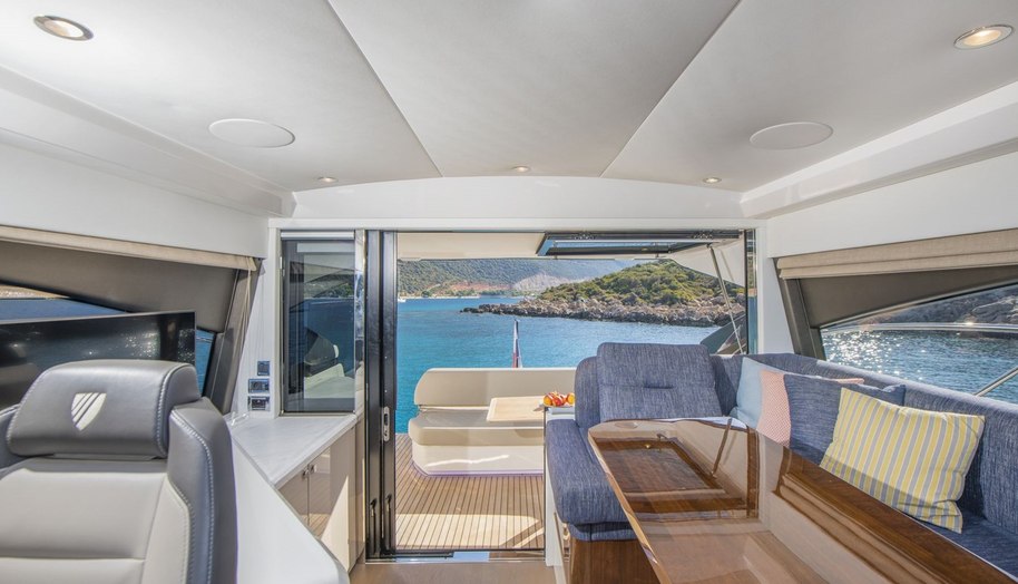 Fairline Targa 45 for sale 16