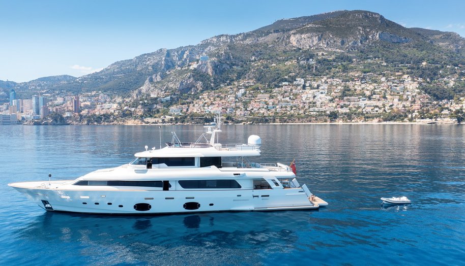 CENTURION for sale 6