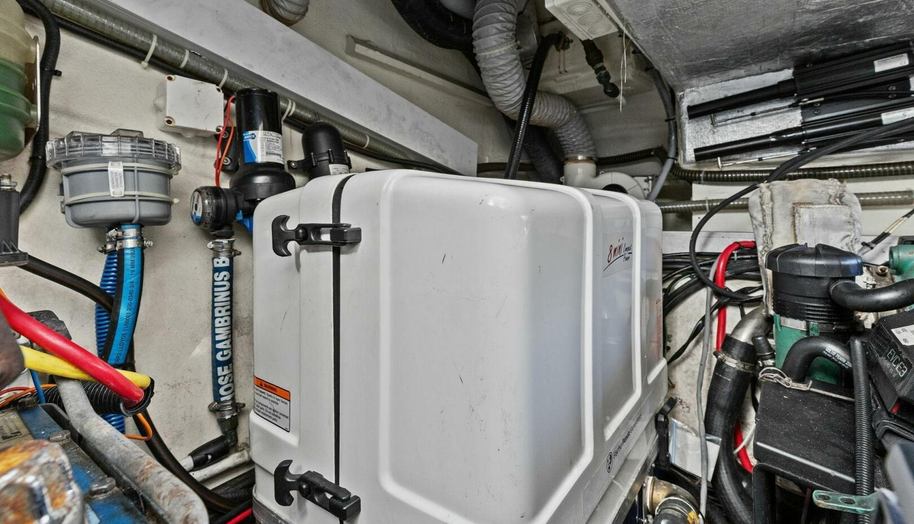 BOARD ROOM for sale 51