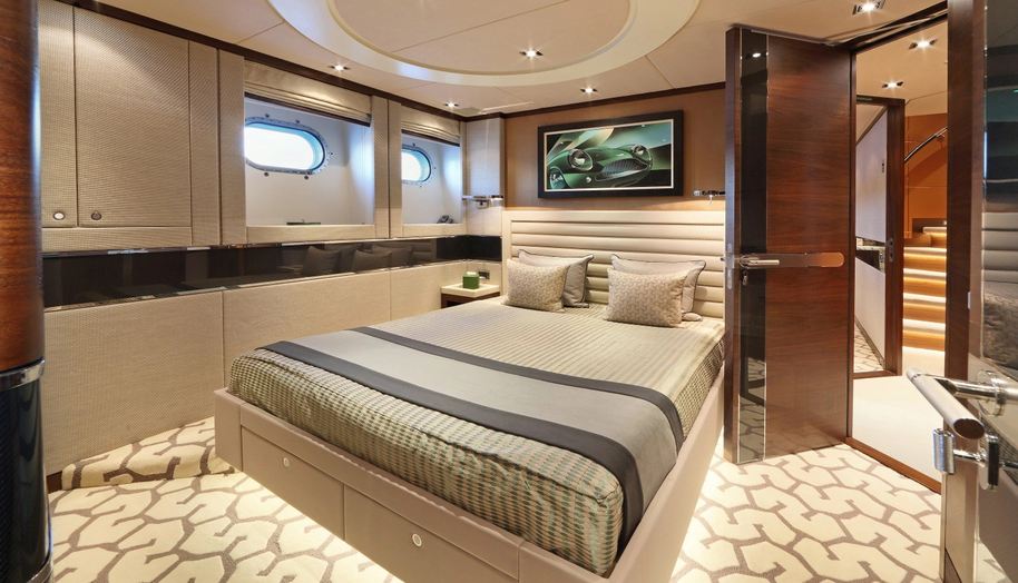AURELIA for sale 21