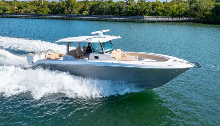 42 Lujo for sale 1